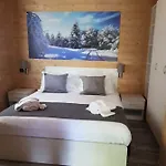 Lorica Suite Lago Aparthotel
