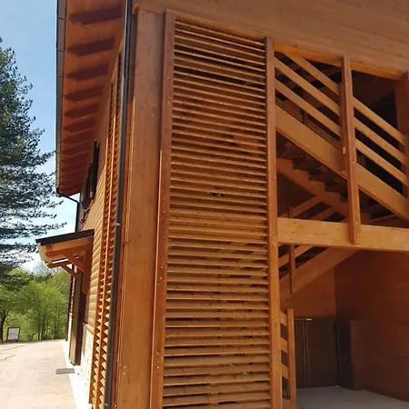 Lorica Suite Lago 아파트호텔 로리카