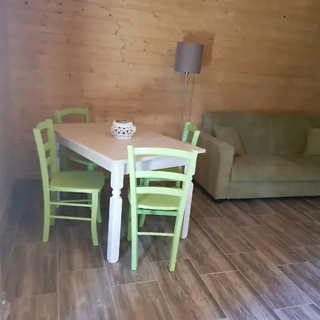 Aparthotel Lorica Suite Lago Lorica