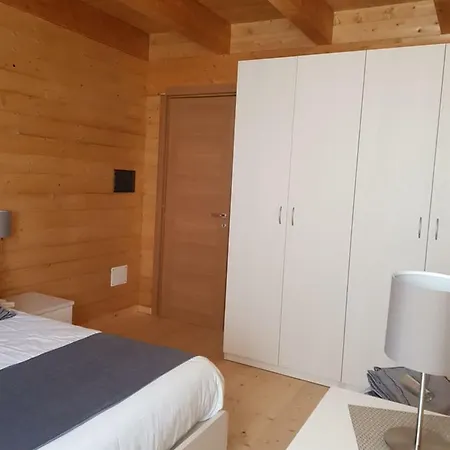 Aparthotel Lorica Suite Lago 4*