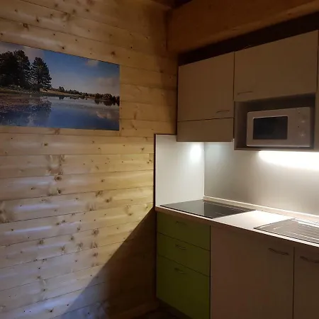 Lorica Suite Lago 아파트호텔 4*