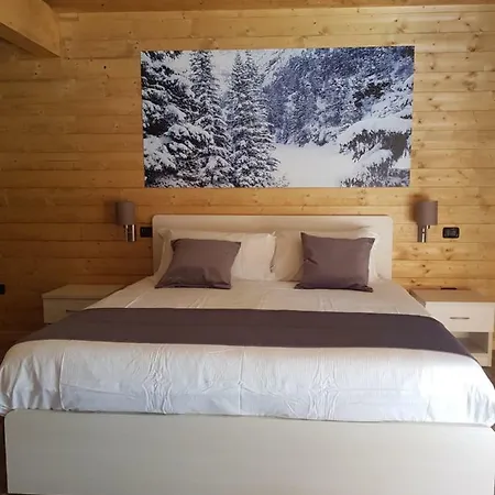 アパートホテル Lorica Suite Lago