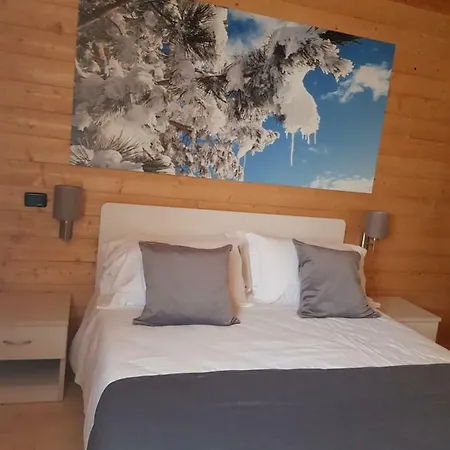 Aparthotel Lorica Suite Lago 4*