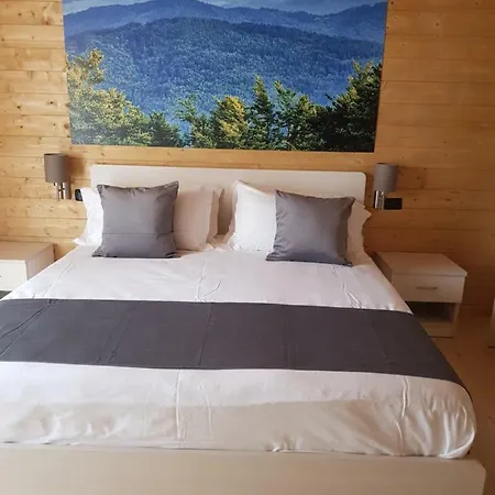 Aparthotel Lorica Suite Lago Lorica