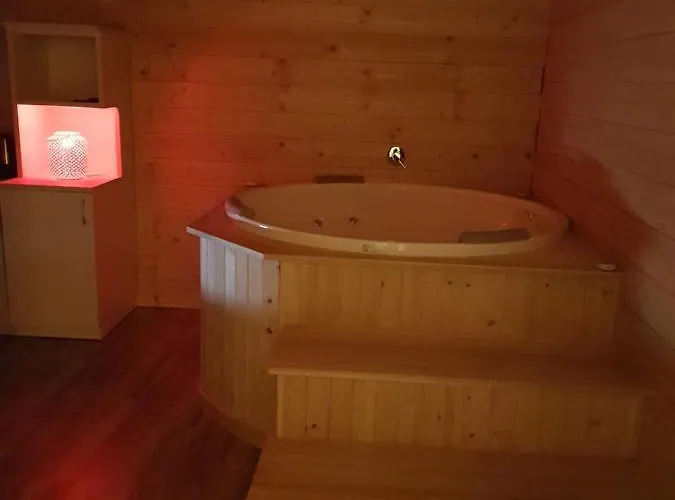 Lorica Suite Lago Aparthotel 4*