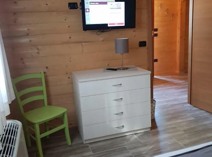 Lorica Suite Lago Apartmanhotel 4*