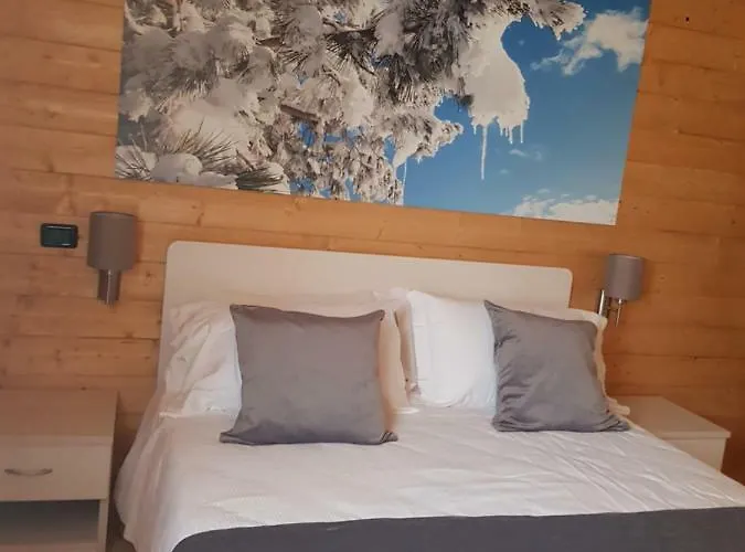 Apartmanhotel Lorica Suite Lago 4*