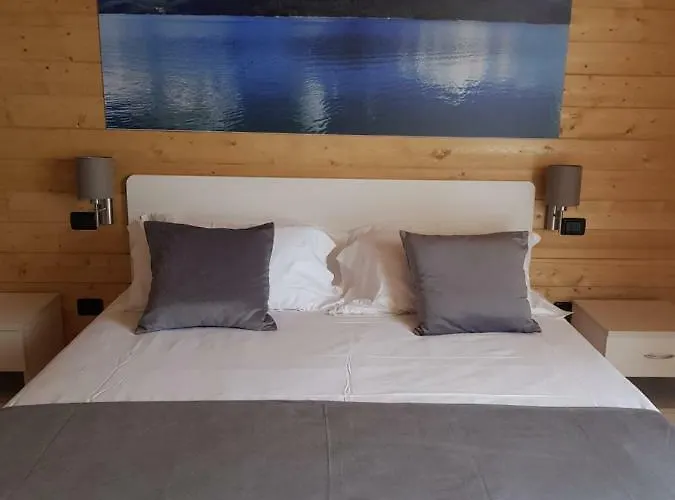 Lorica Suite Lago Lorica