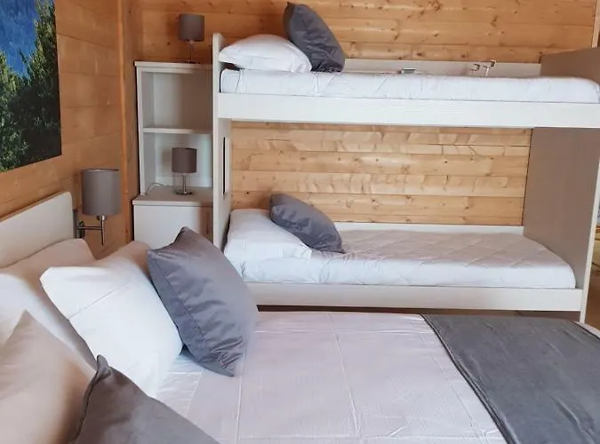 Lorica Suite Lago Apartmanhotel Lorica